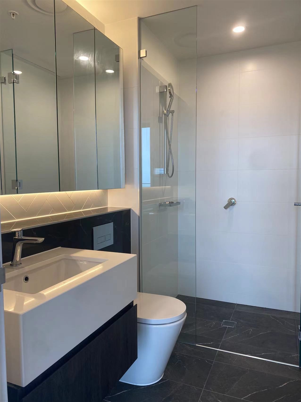 St Leonards brand new 2 9
