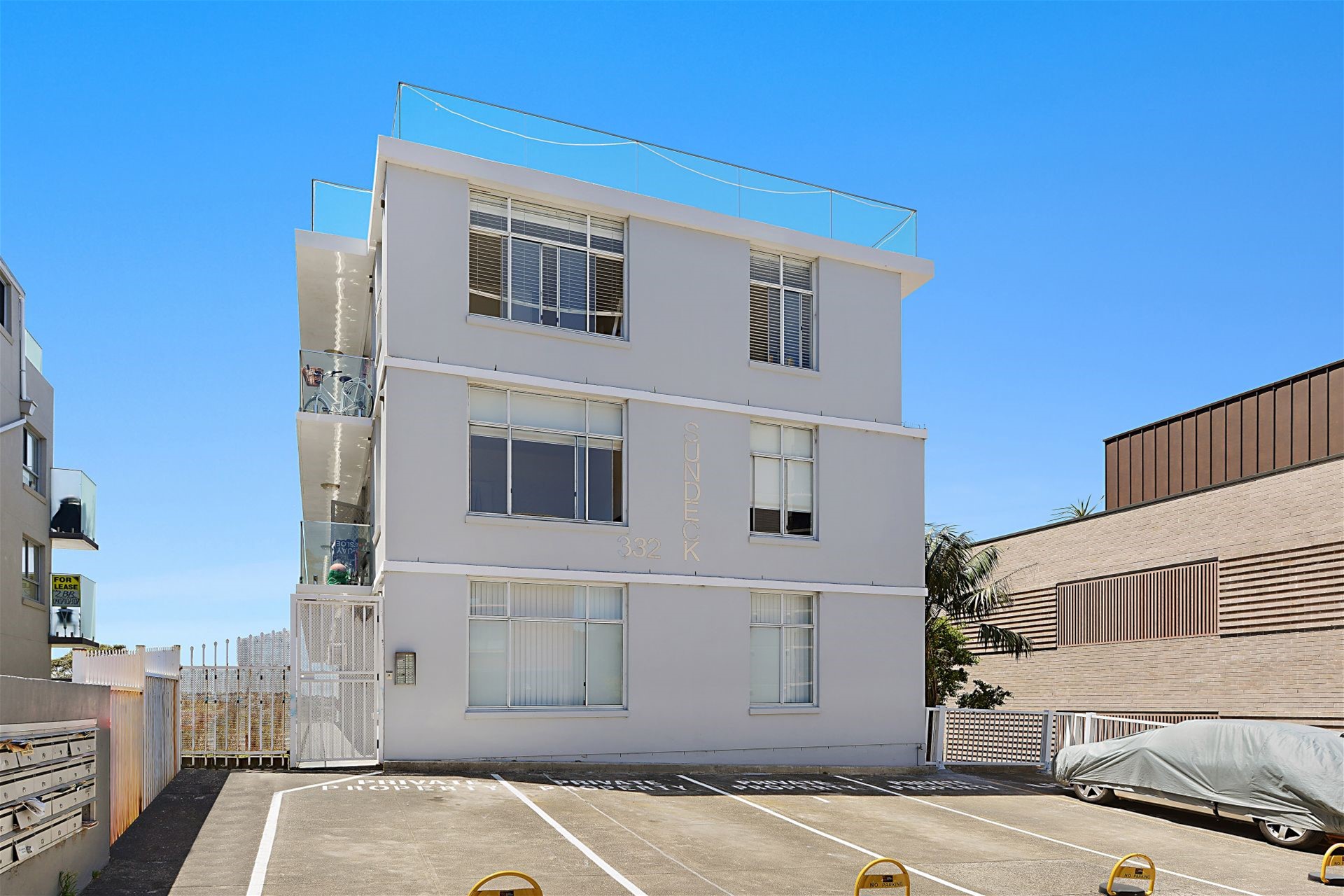 2 bedroom Fully Furnished Apartment 11