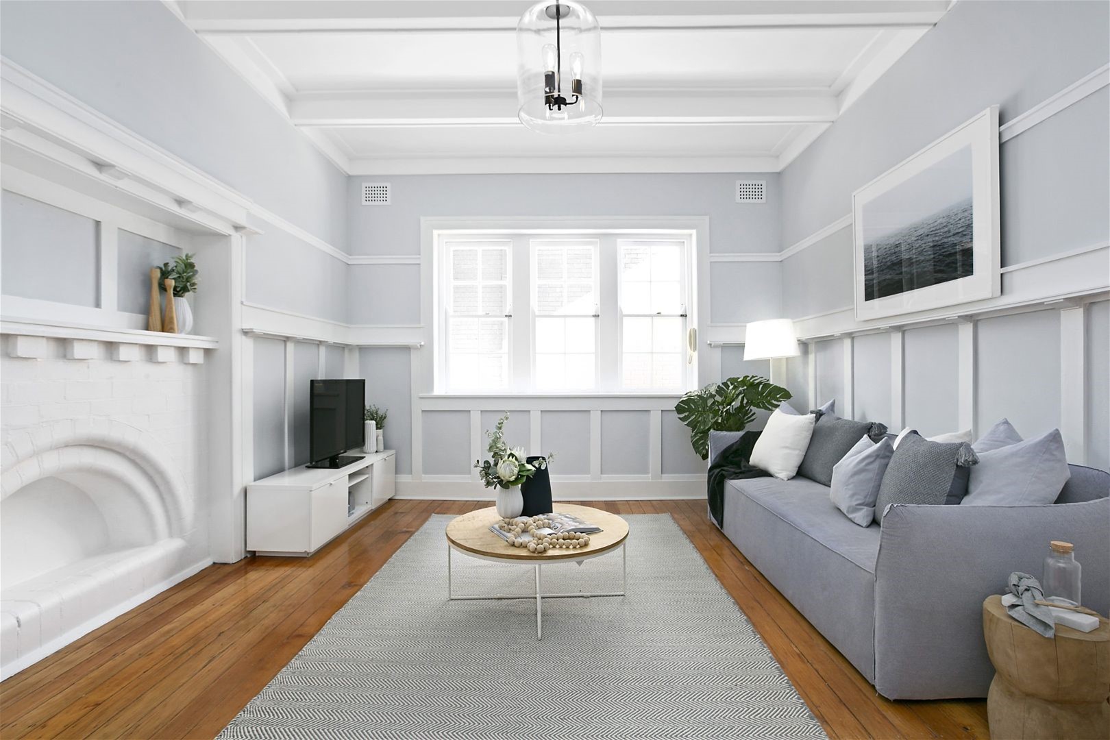 Bright, Clean and Spacious  Three Bedroom Coogee Apartment
