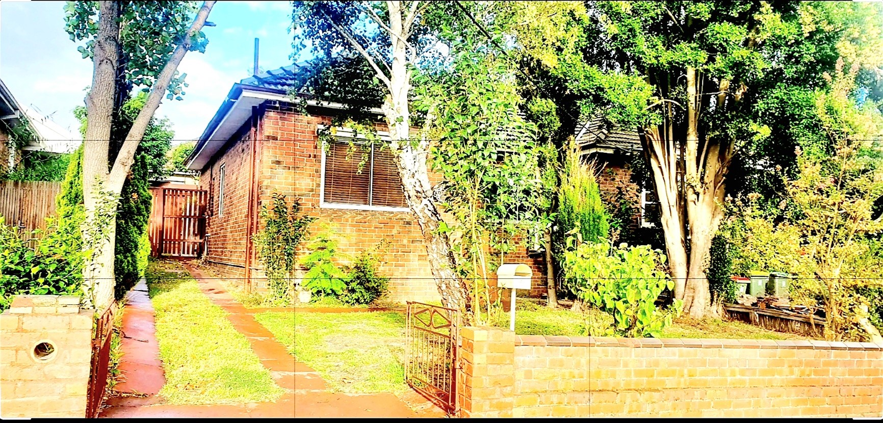 3 Bedroom Fully Furnished Art Deco House for rent in Caulfield South