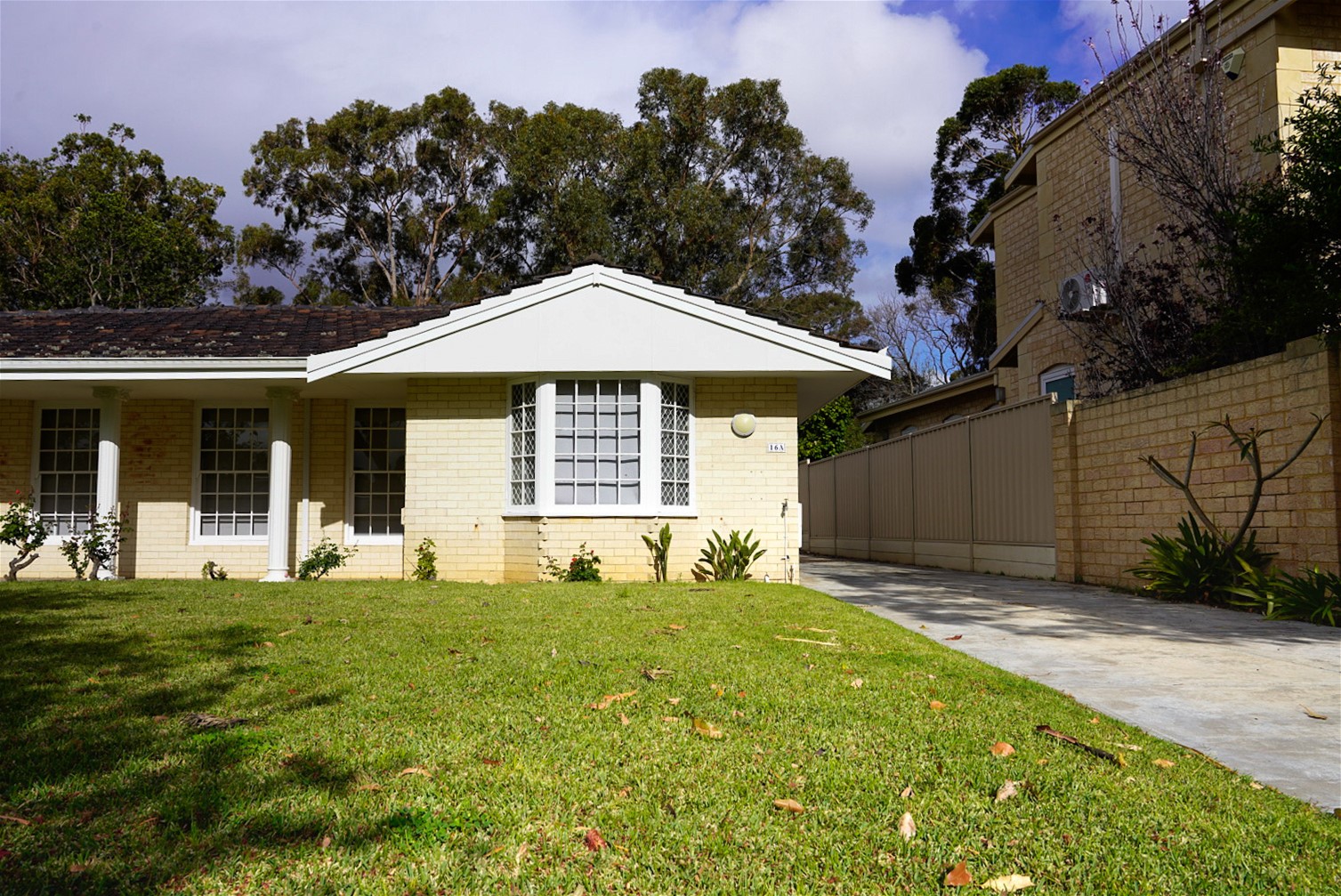 3 Bedroom Fully Renovated Duplex in Dalkeith