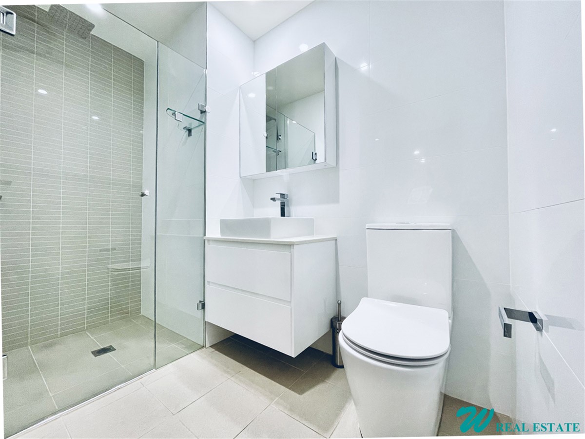 Executive Apartment – Spacious, Excellent 3