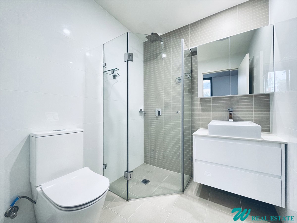 Executive Apartment – Spacious, Excellent 5