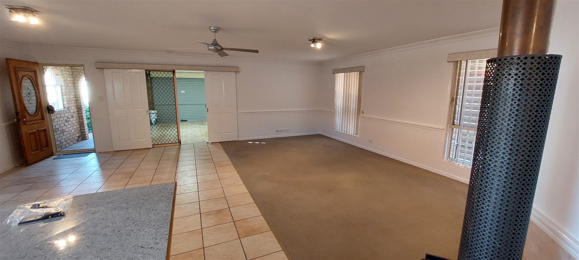 Beautiful, modern home only 50 9