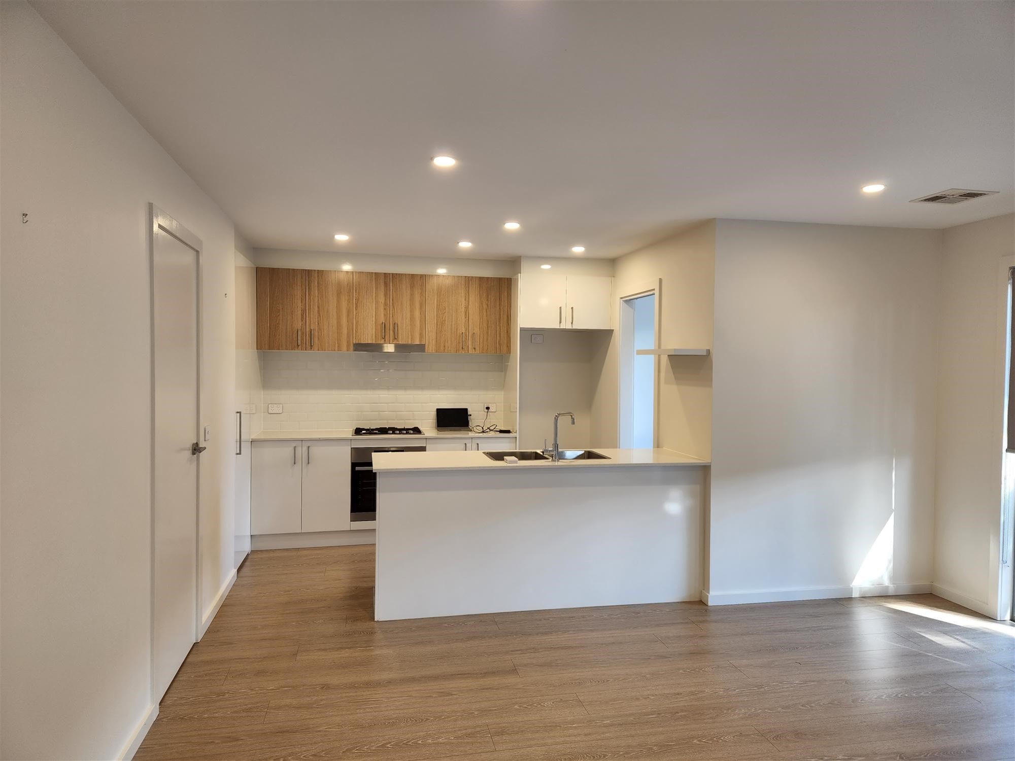 Modern Townhouse in Oaks Estate available now