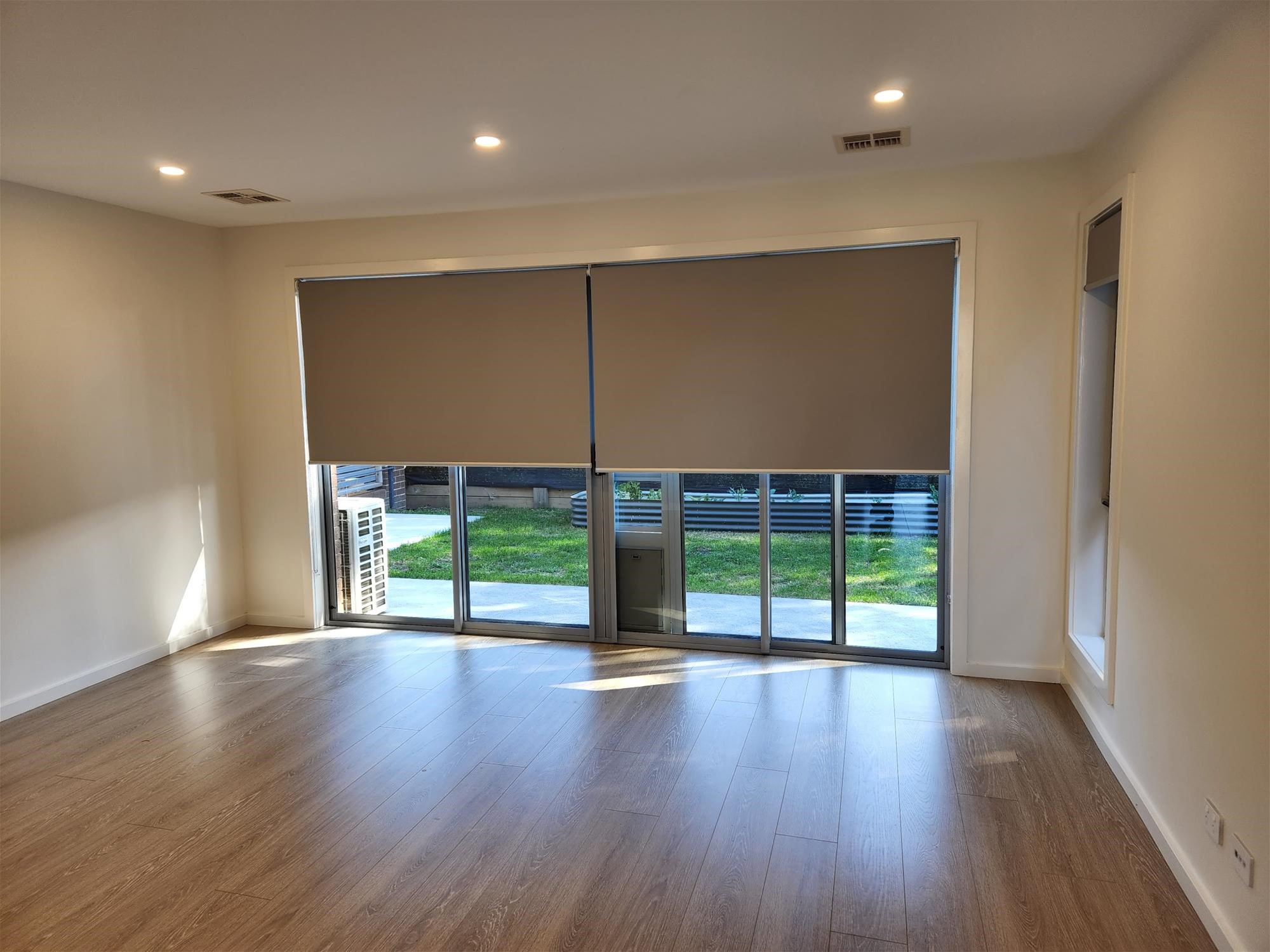 Modern Townhouse in Oaks Estate 3