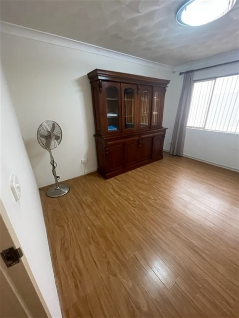 Fully furnished unit for renting 11