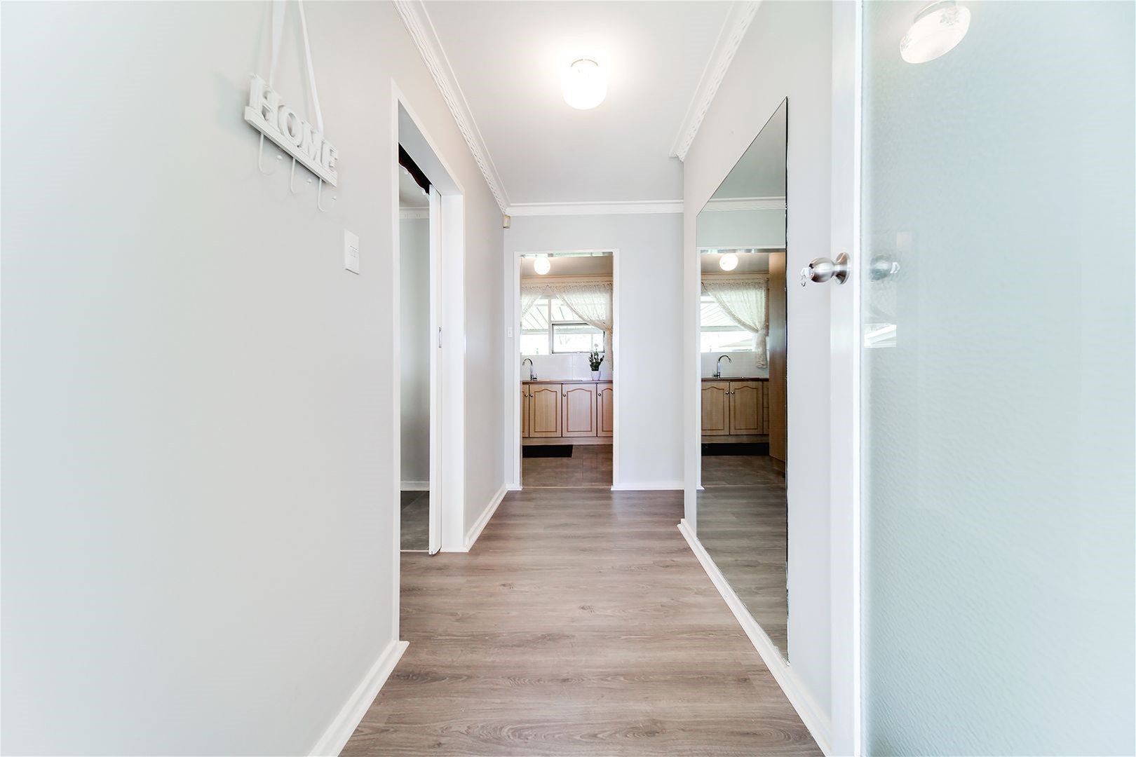 Well maintained, fully renovated house 6