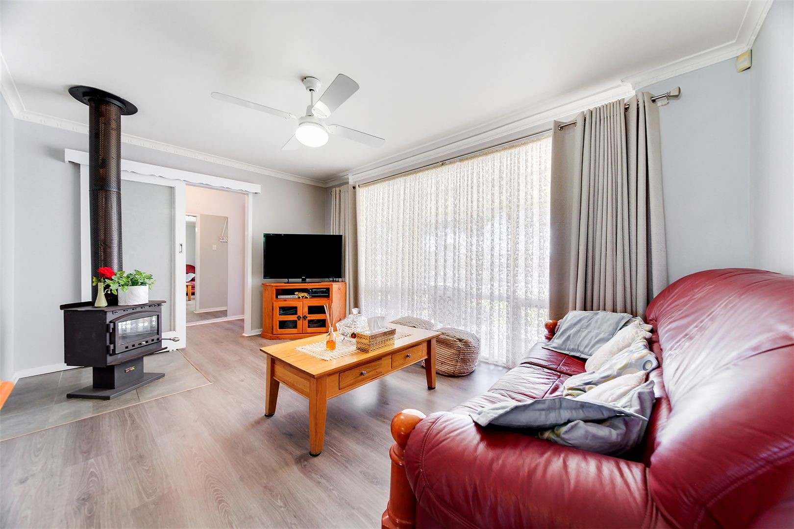 Well maintained, fully renovated house 7