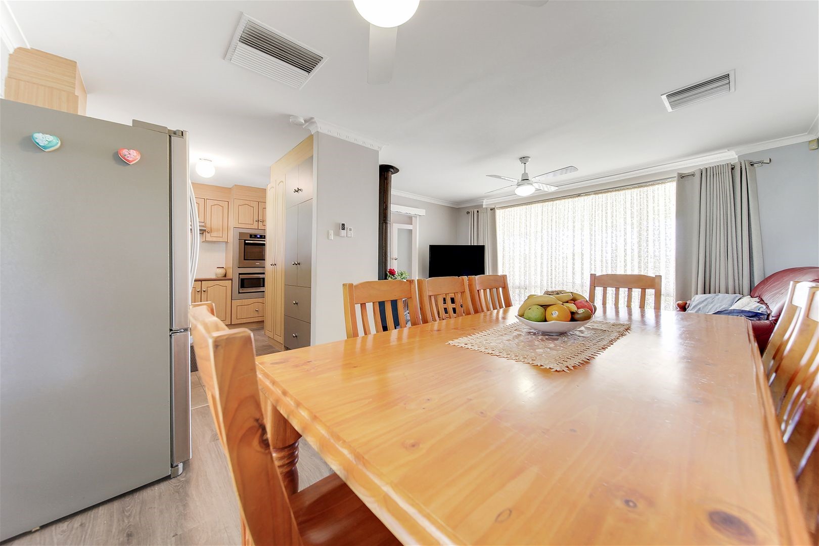 Well maintained, fully renovated house 9