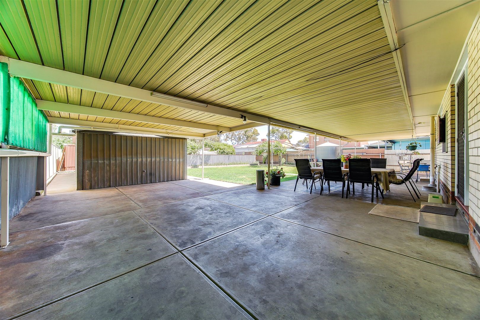 Well maintained, fully renovated house 16