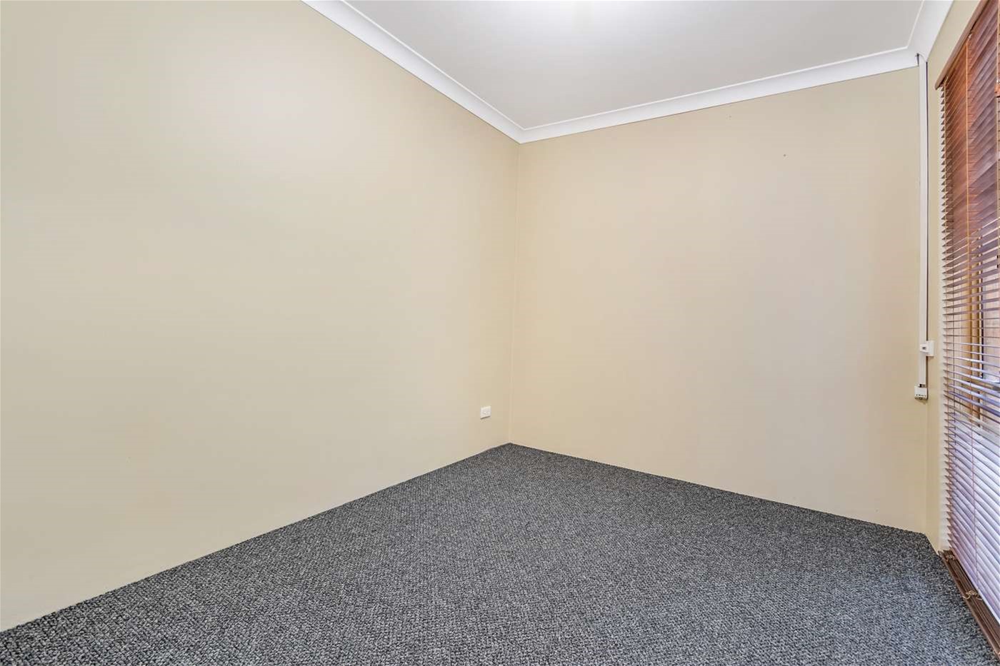 4 bedroom, pet friendly with 13