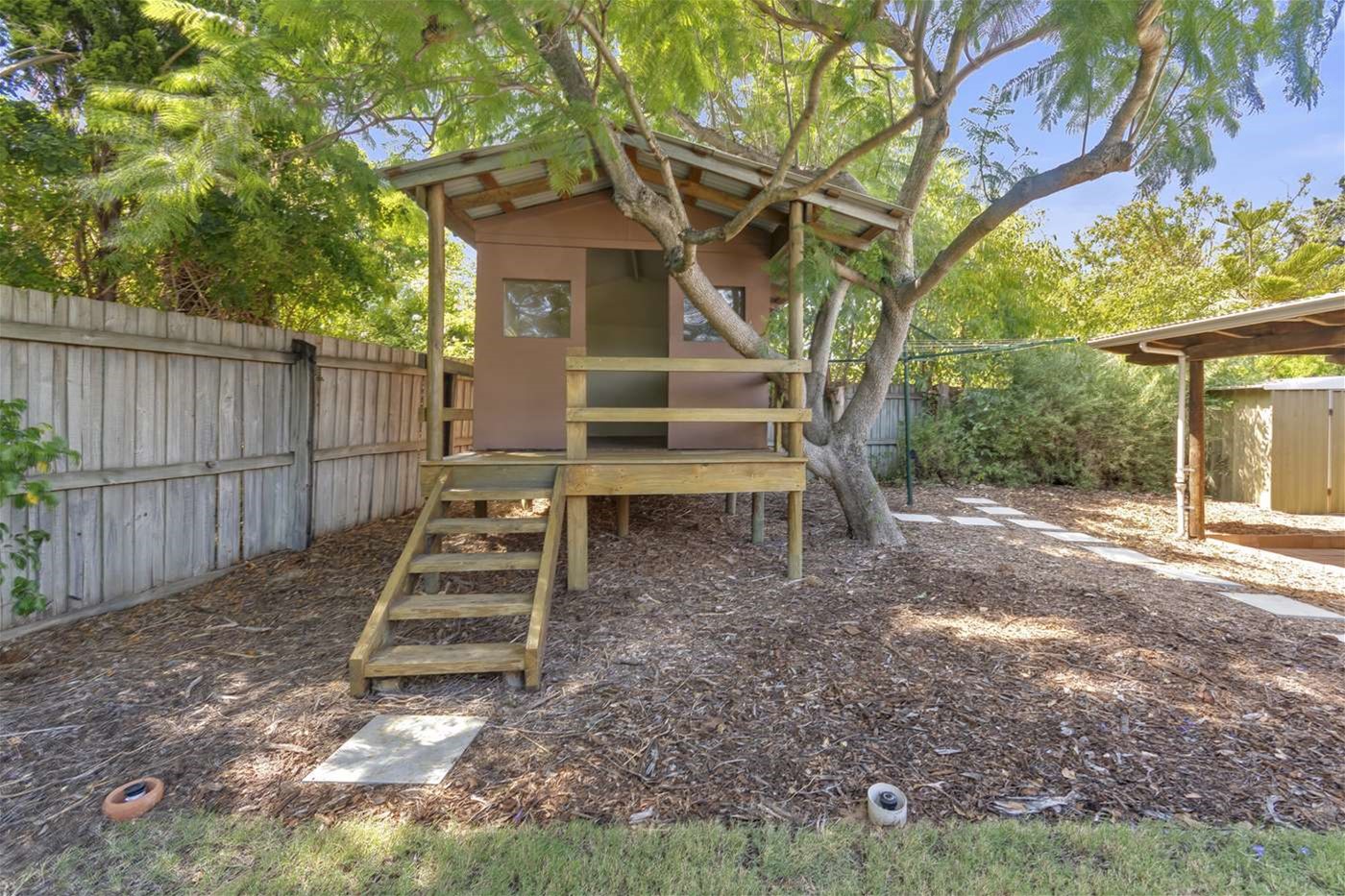 4 bedroom, pet friendly with 28
