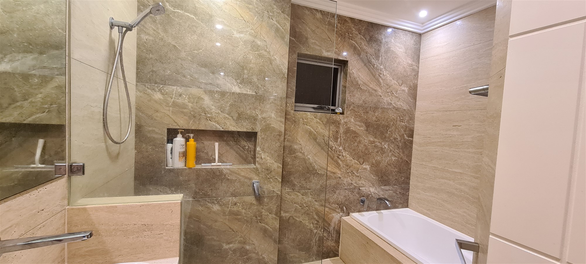 Spacious 5-Bedroom Townhouse in Yokine 12