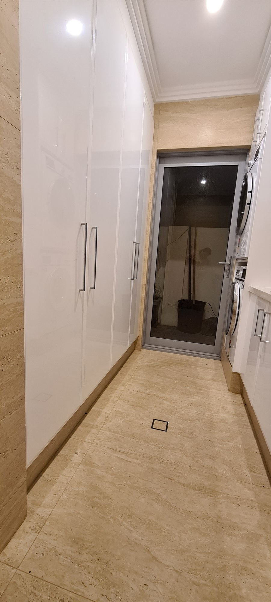 Spacious 5-Bedroom Townhouse in Yokine 14