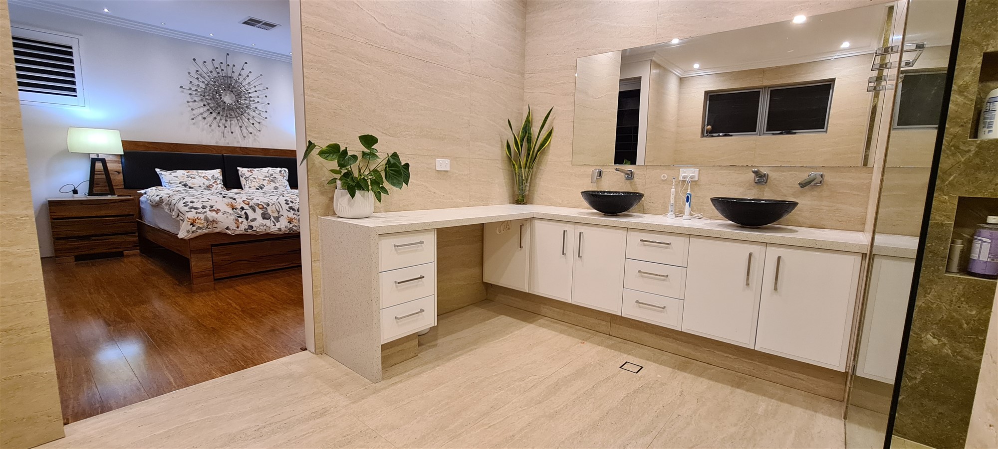 Spacious 5-Bedroom Townhouse in Yokine 20