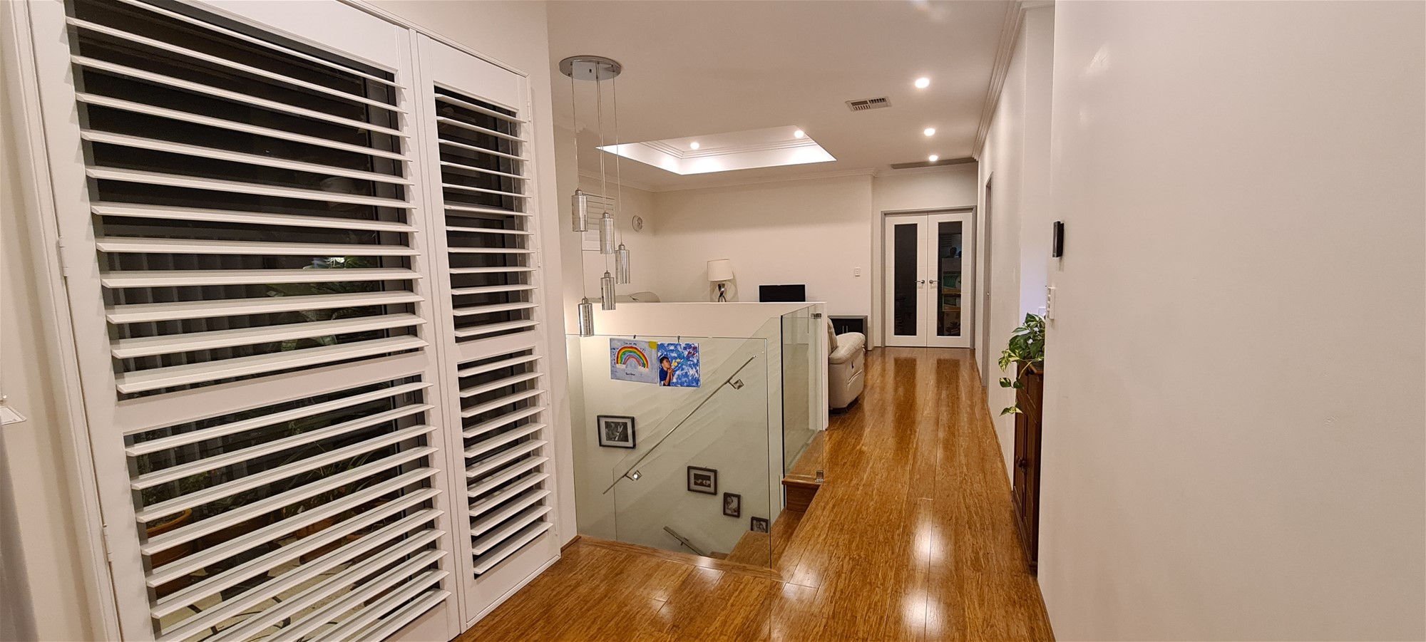 Spacious 5-Bedroom Townhouse in Yokine 21