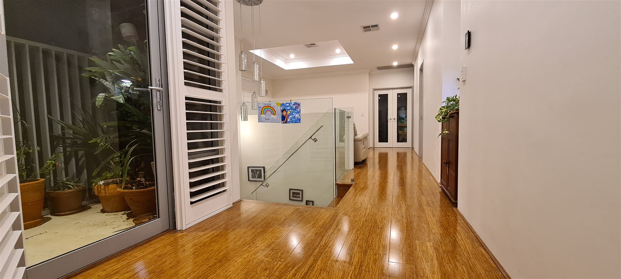 Spacious 5-Bedroom Townhouse in Yokine 22