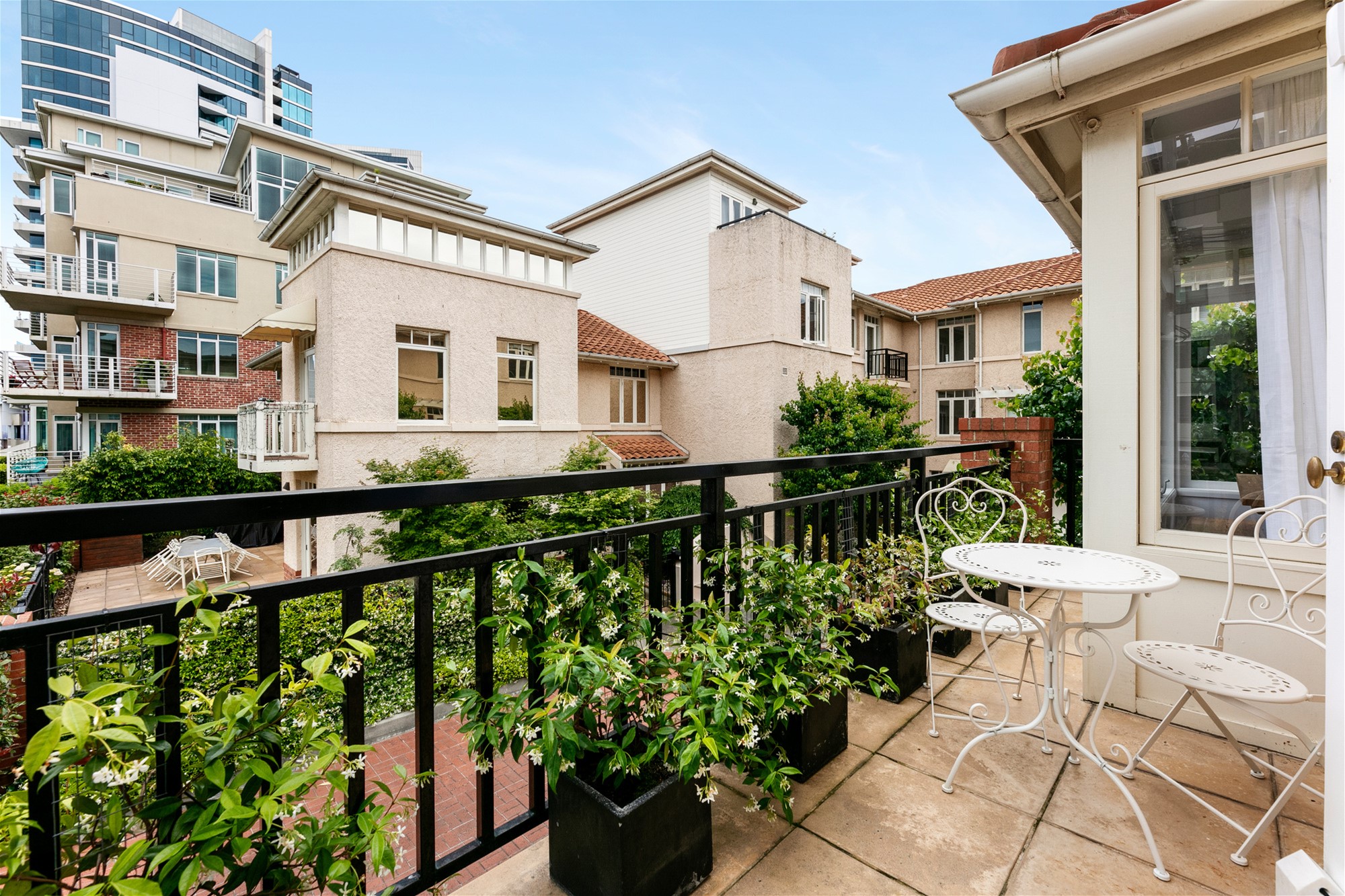 Port Melbourne 8