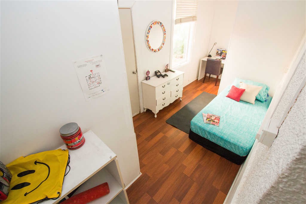 SEVEN BEDROOM UNIT FOR 7-10 12