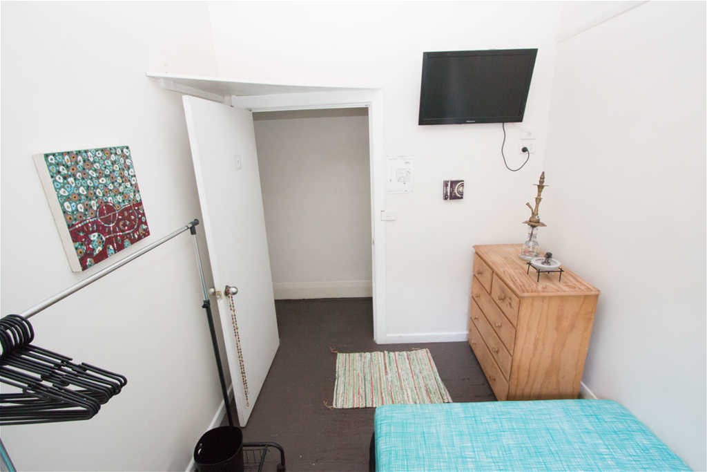 SEVEN BEDROOM UNIT FOR 7-10 16