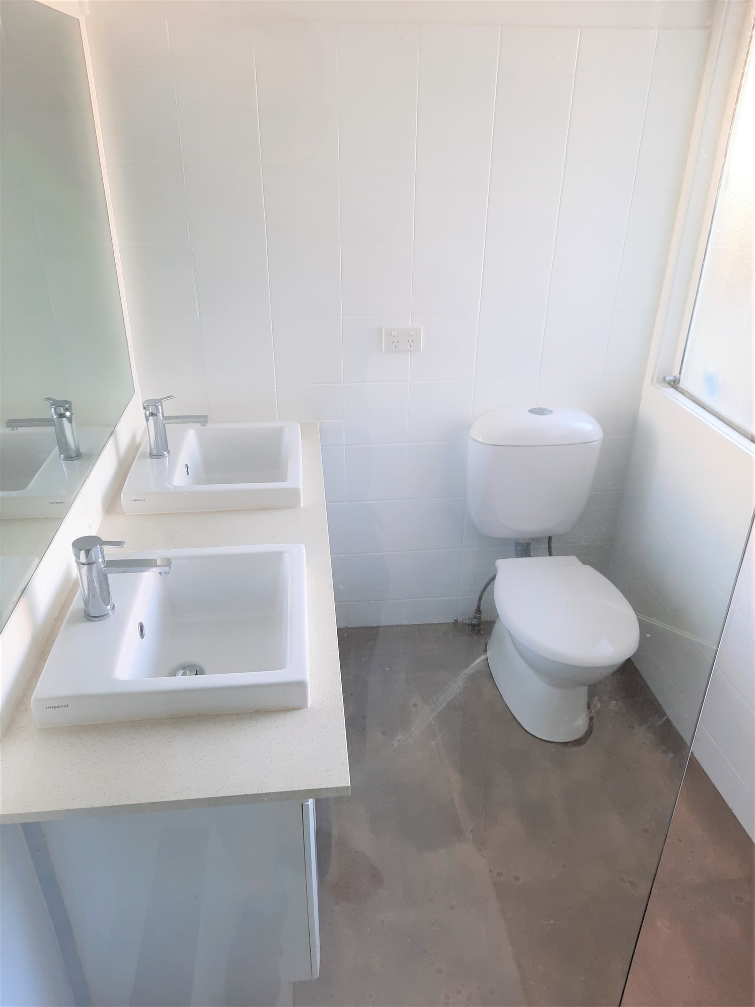 4 bedroom town house 15mins 4