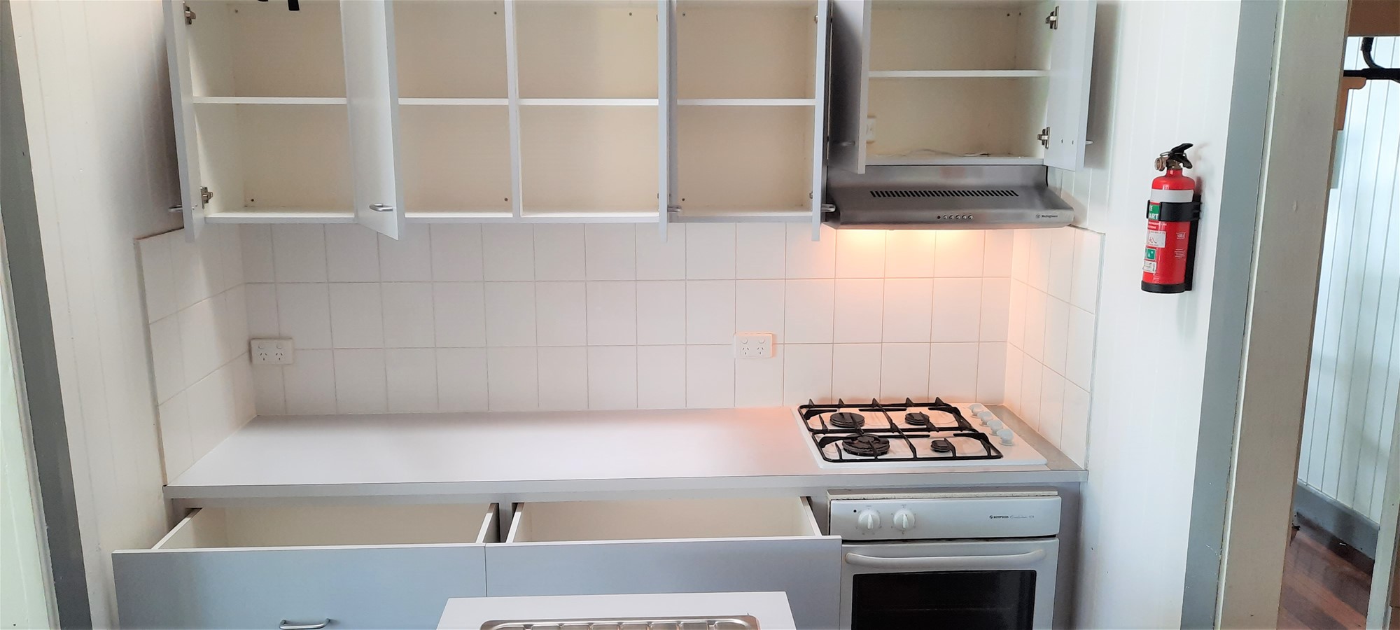 4 bedroom town house 15mins 9