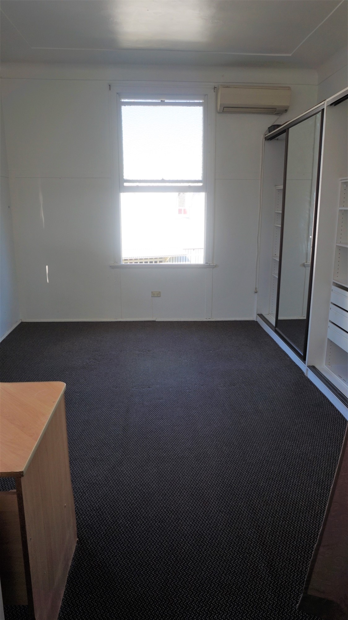 4 bedroom town house 15mins 16