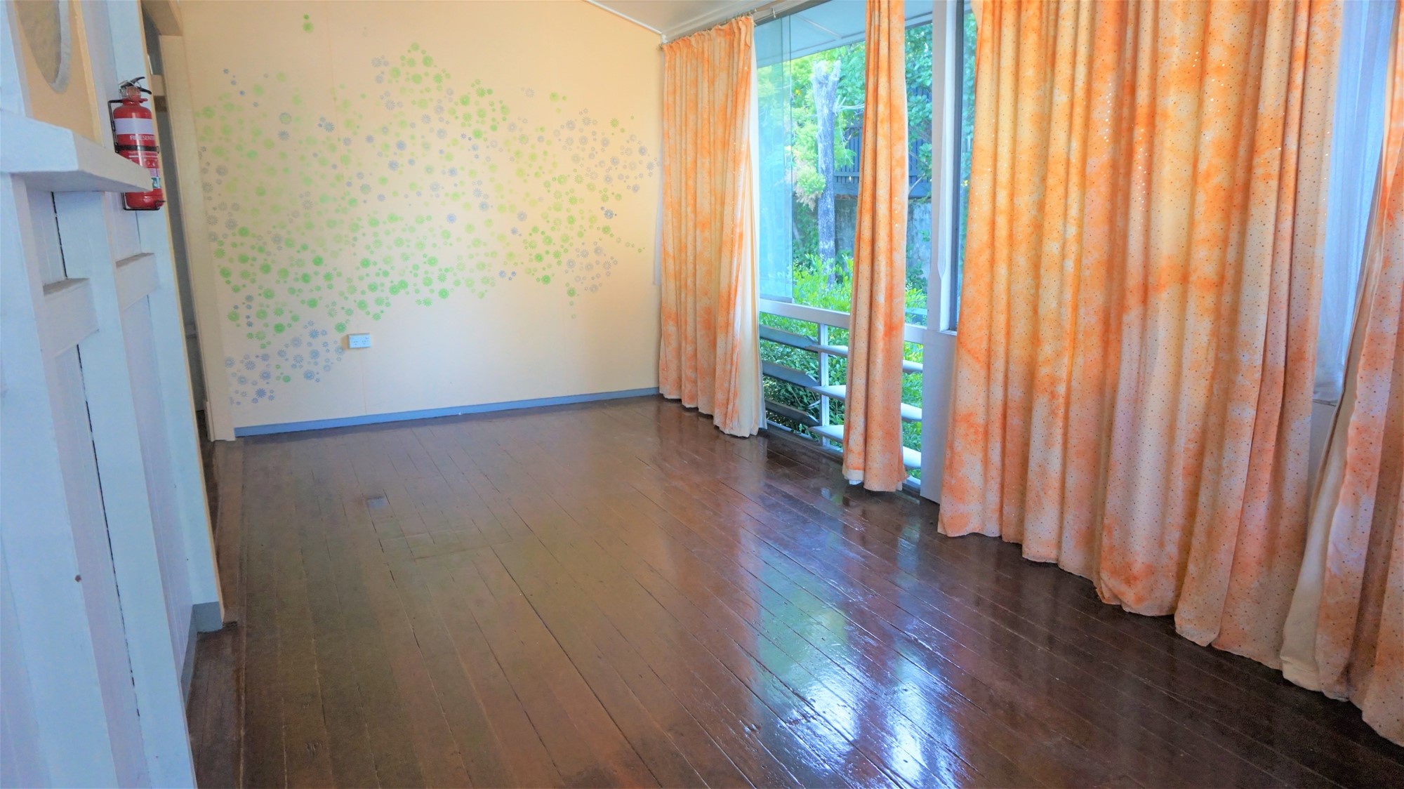 4 bedroom town house 15mins 31