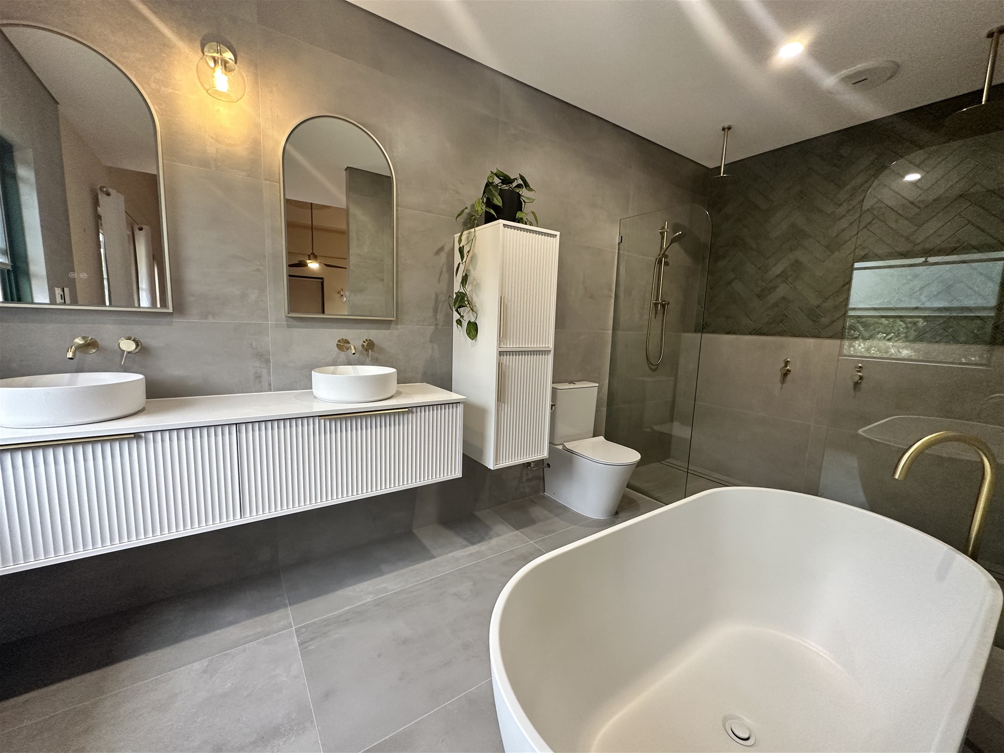 Beautiful Short-Term Lease in Mount 3