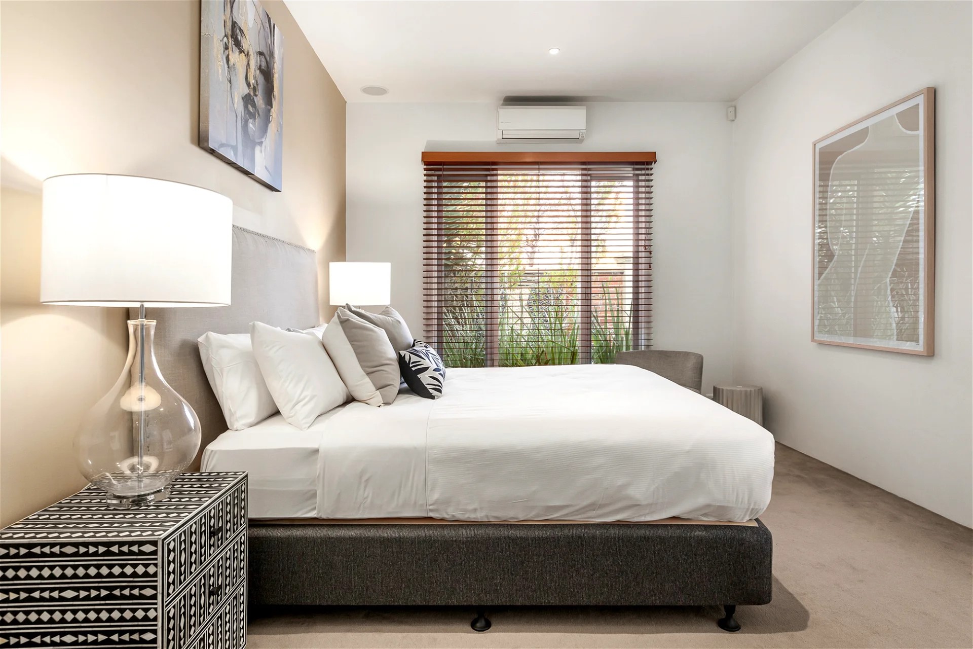 Rent $2500 per/week fully furnished 12