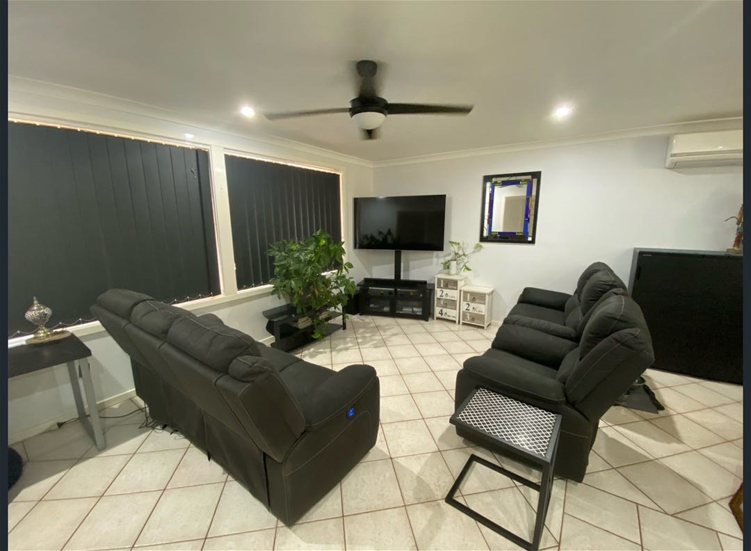 Beautiful House for Rent in 11