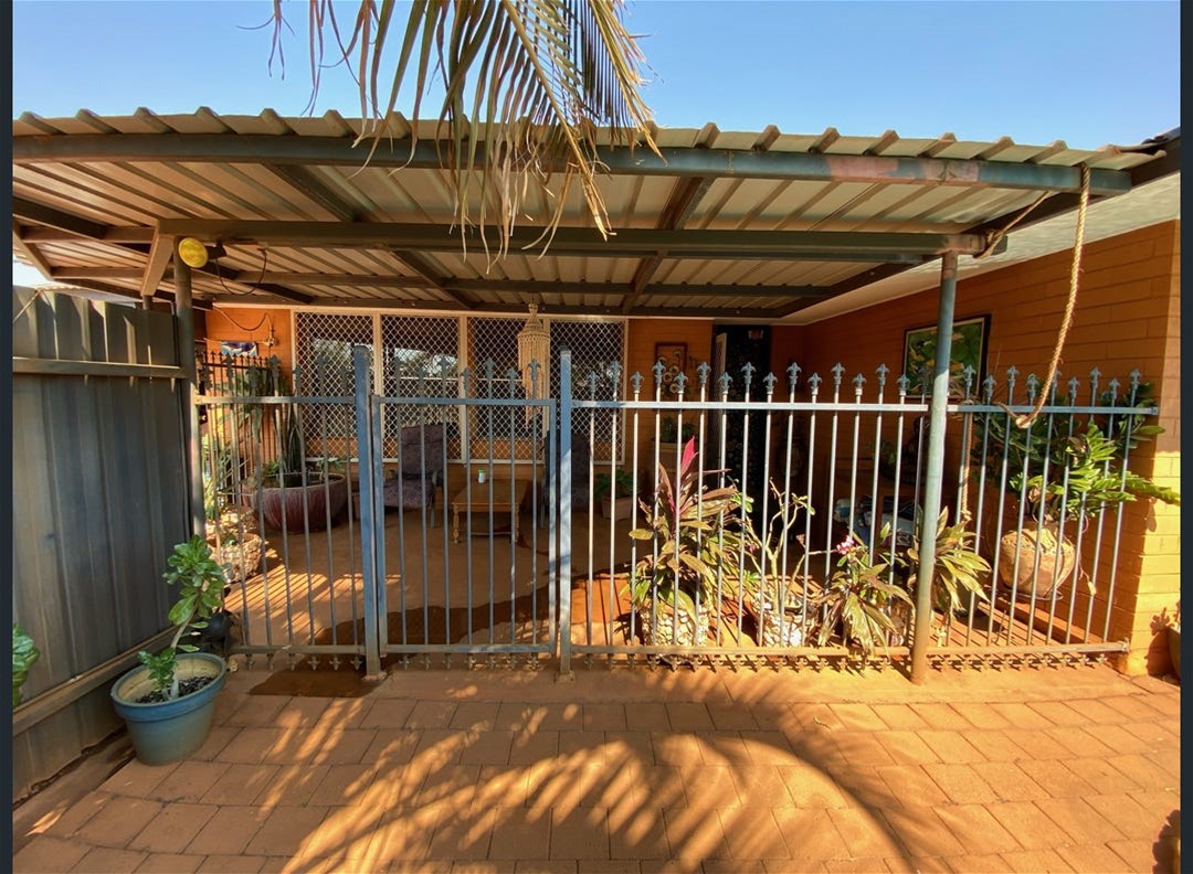 Beautiful House for Rent in 19