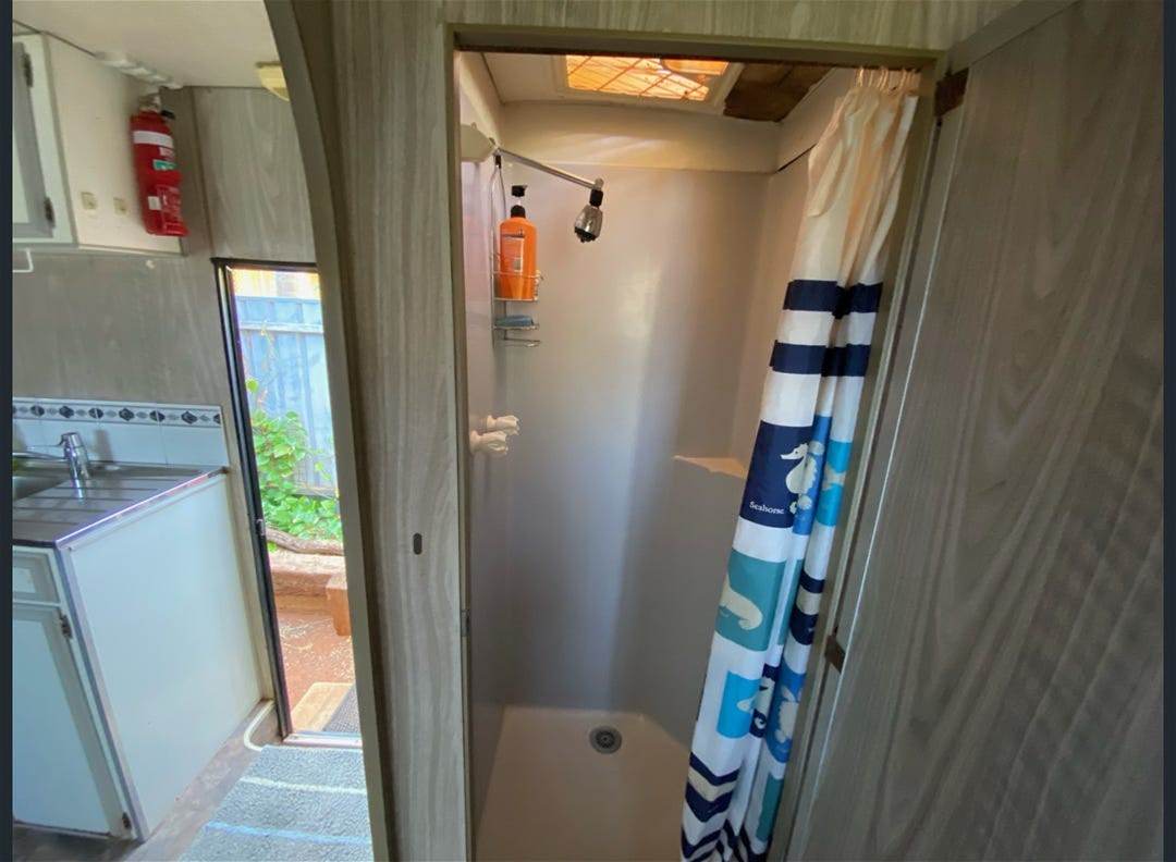 Beautiful House for Rent in 28