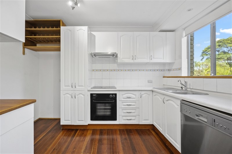 LEASED – Three Bedder plus 4