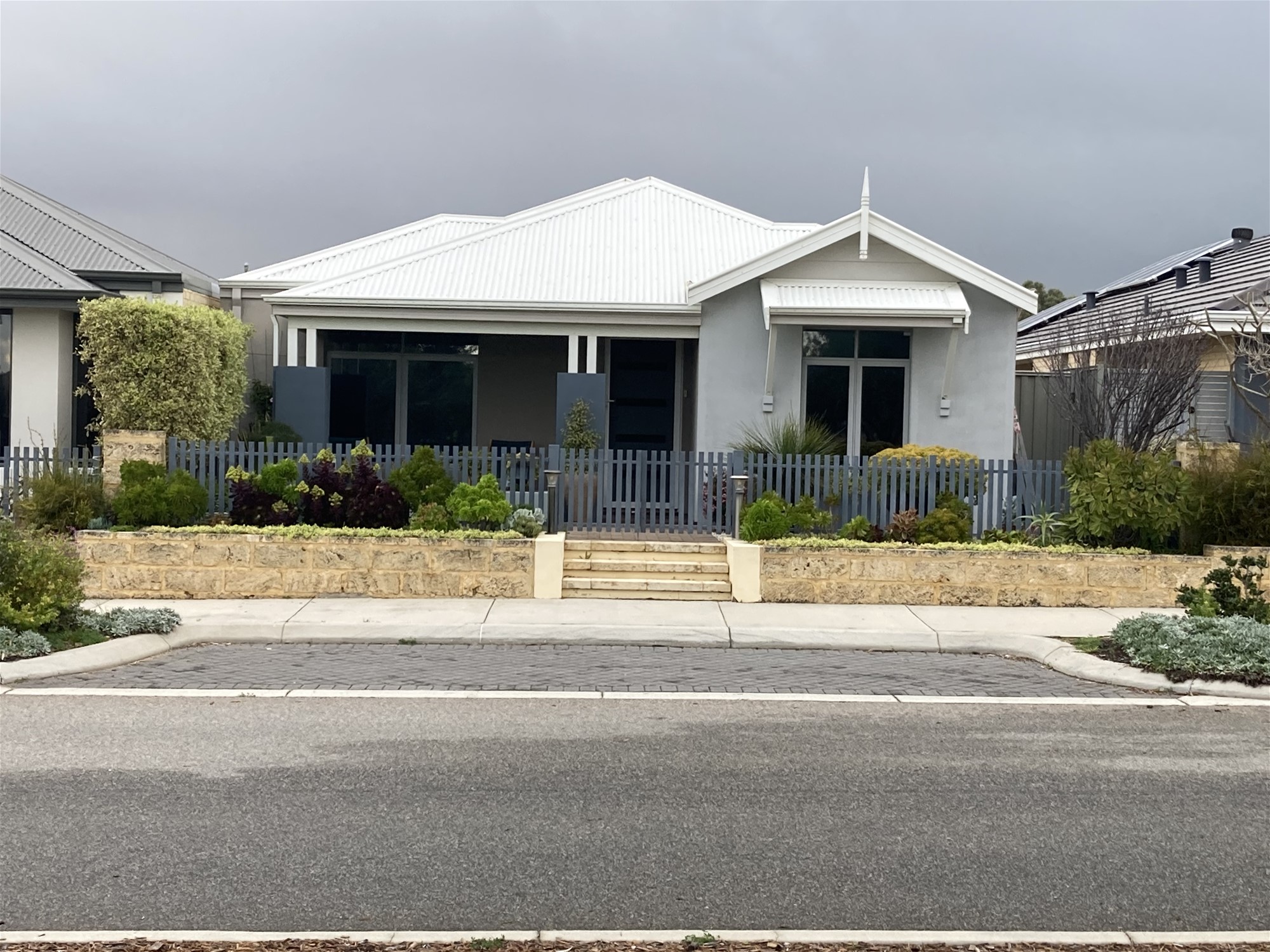 Contemporary 3-Bedroom House in the Trinity Estate, Alkimos”