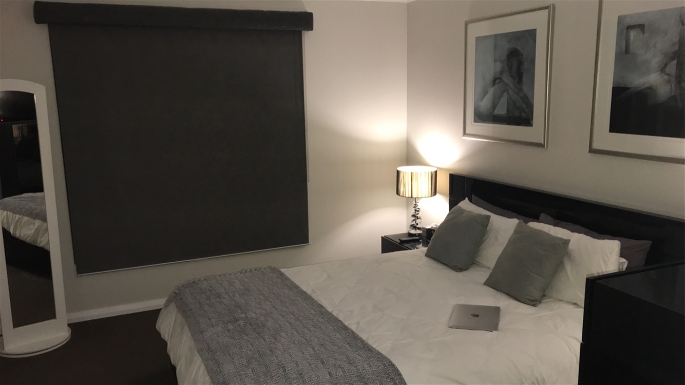 Contemporary 3-Bedroom House in the 6