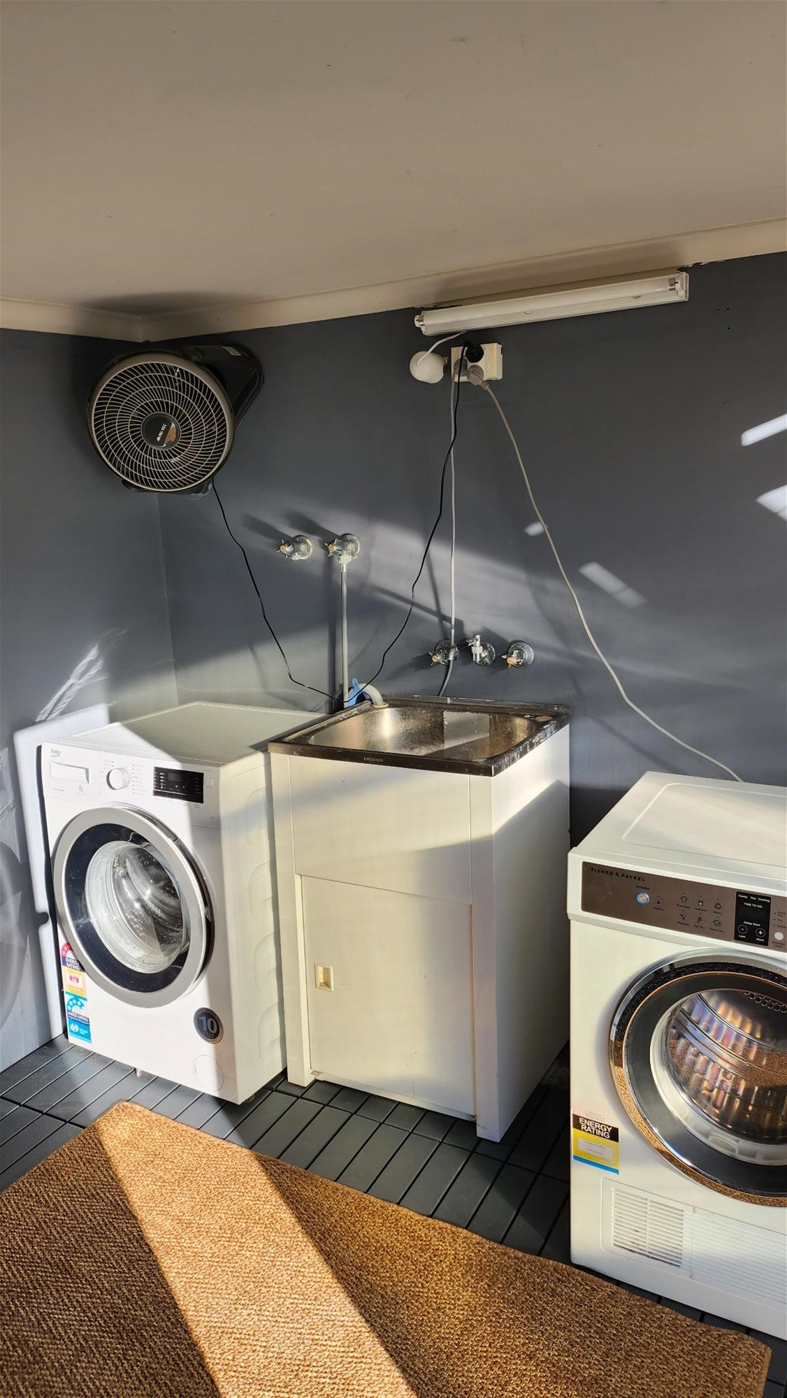 Modern Private Studio – Everything 14