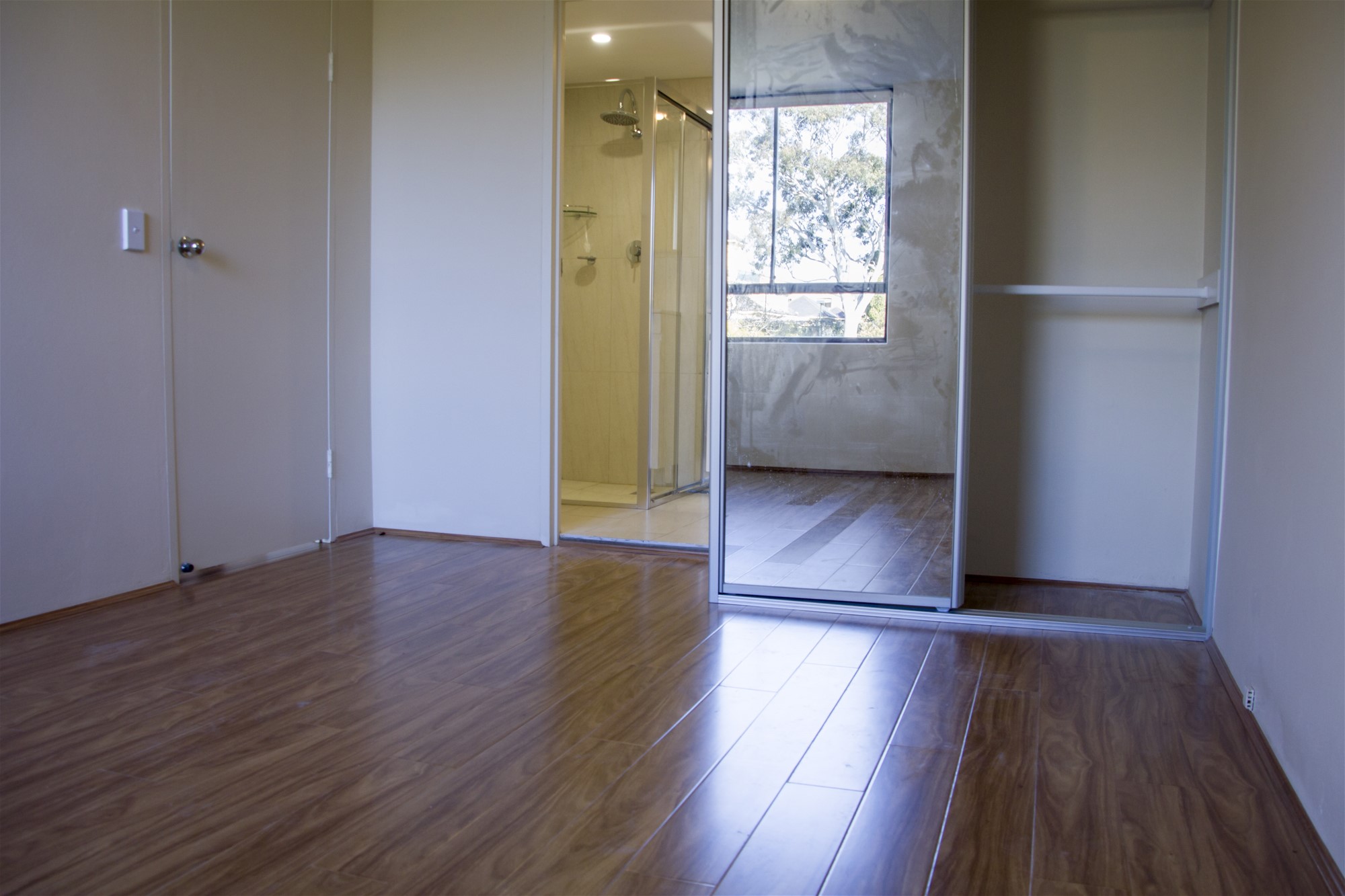 SHORT RENTAL AVAILABLE FOR 8-11 3