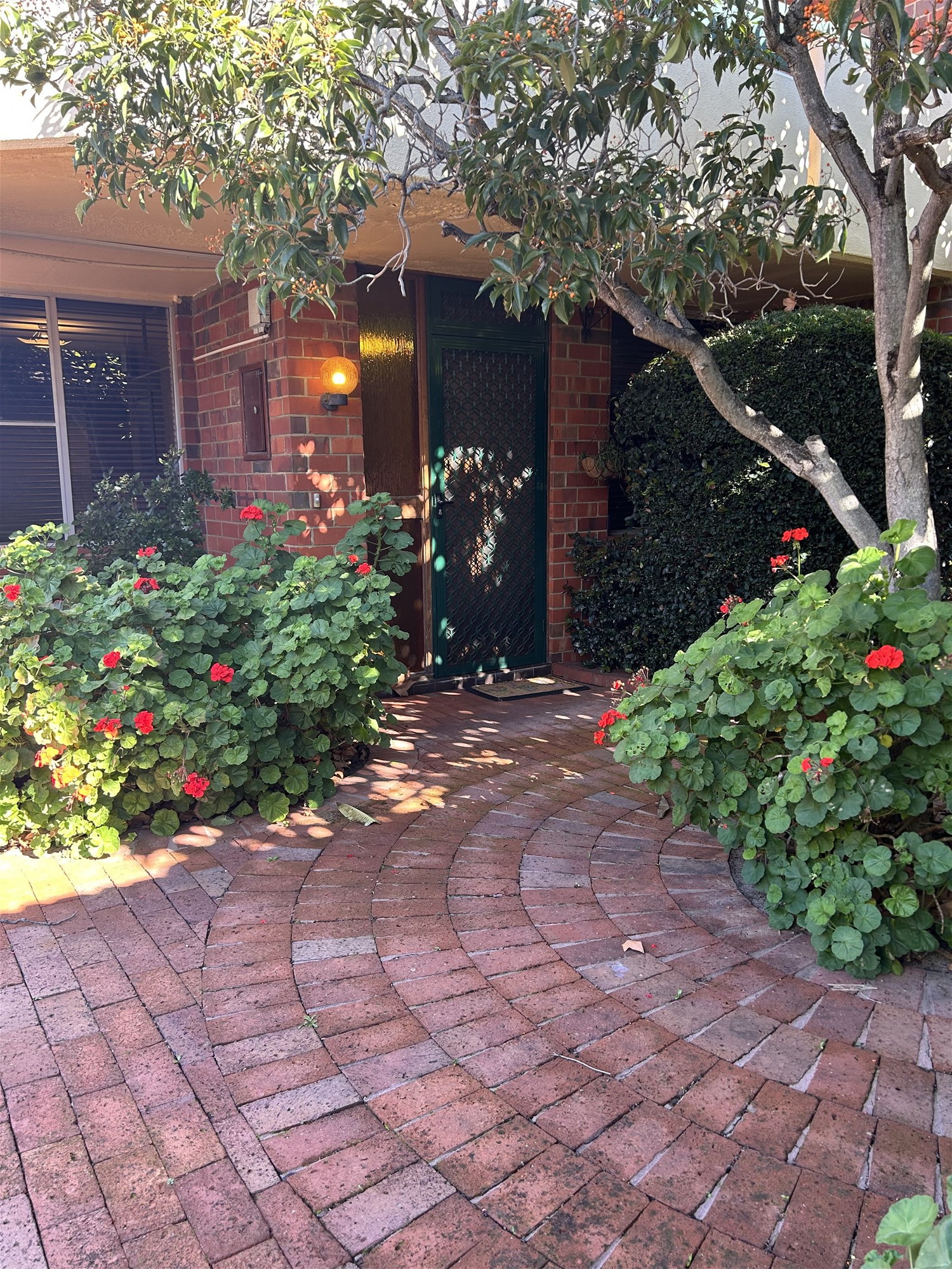 Como Unit 3×1 with Courtyard 6