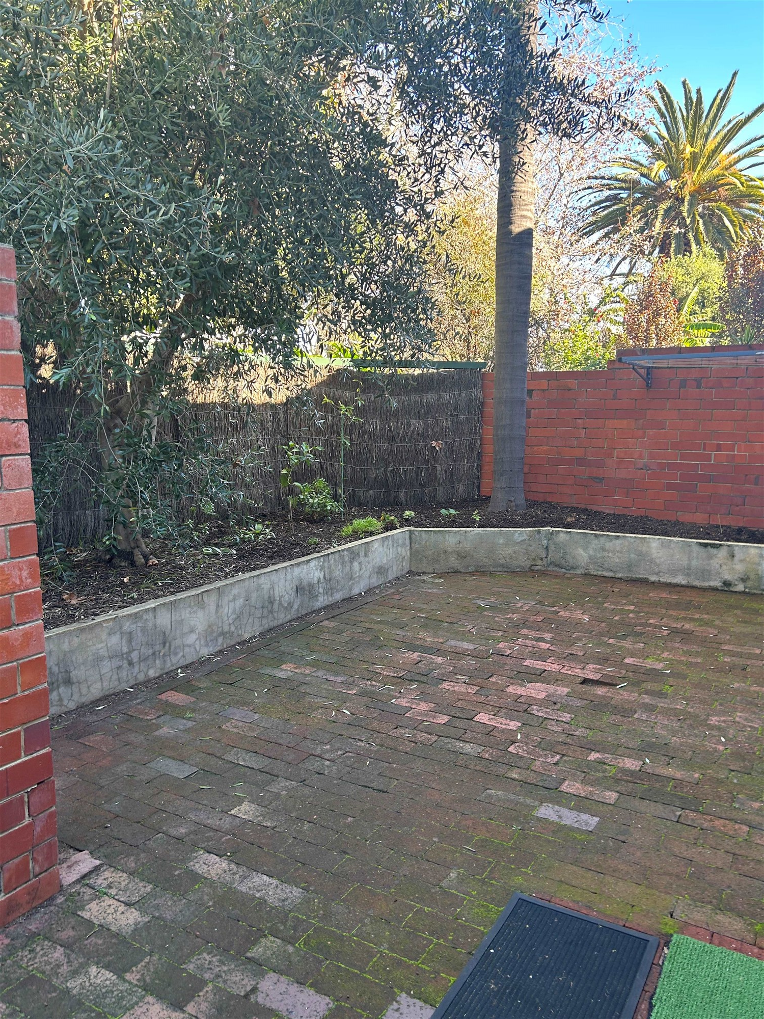 Como Unit 3×1 with Courtyard 11