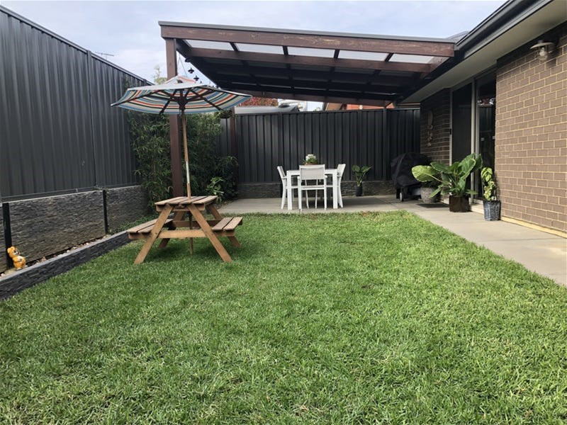 Ideal Park frontage location, overlooking 18