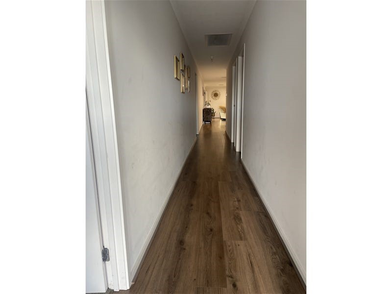 Ideal Park frontage location, overlooking 14