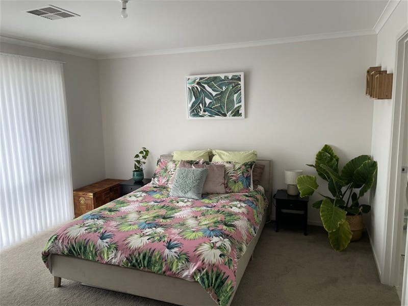 Ideal Park frontage location, overlooking 11