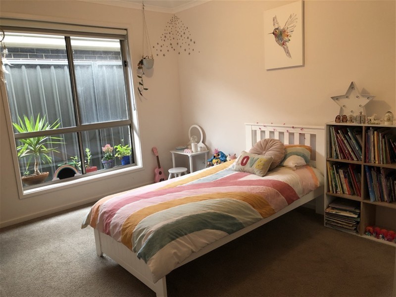 Ideal Park frontage location, overlooking 13