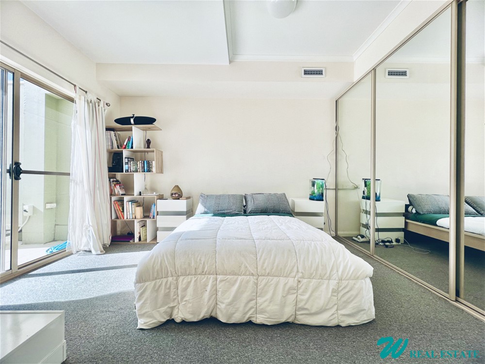 North-facing 2 Bedroom in the Heart of Broadway with Huge Terrace and Panoramic City Views!
