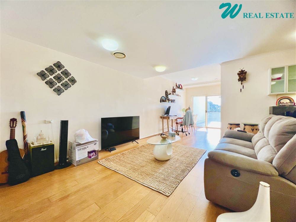 North-facing 2 Bedroom in the 5