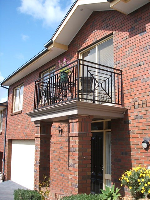 STYLISH TOWNHOUSE IN THE HEART OF HEIDELBERG