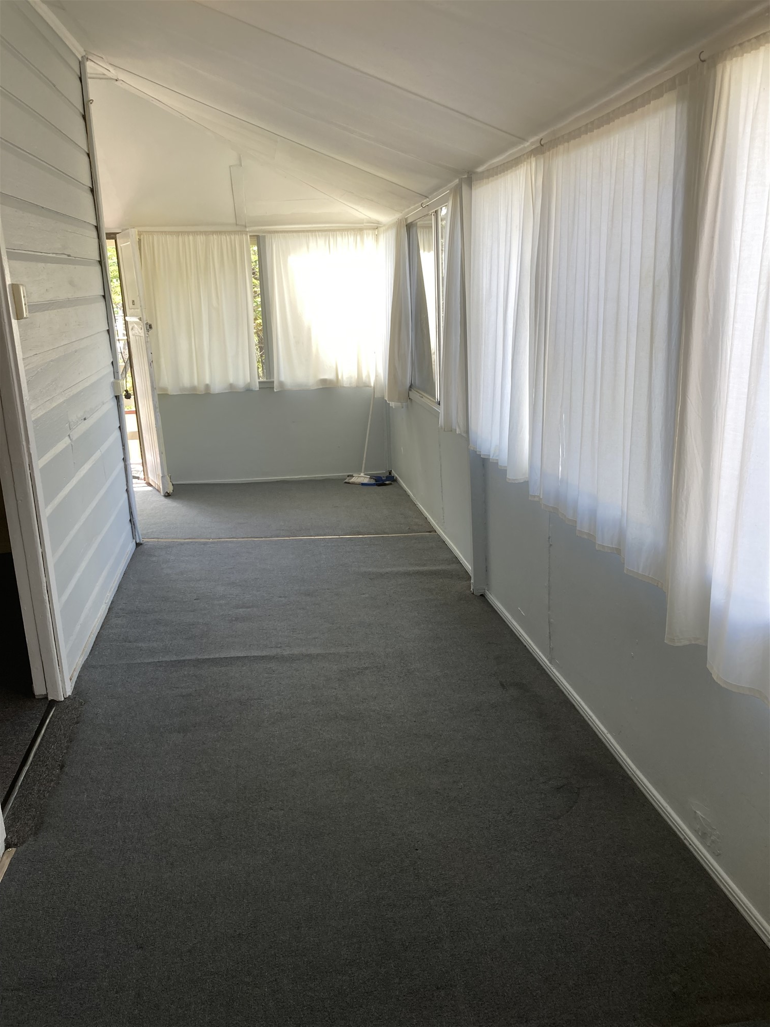 House Two Bedroom Queenslander 9