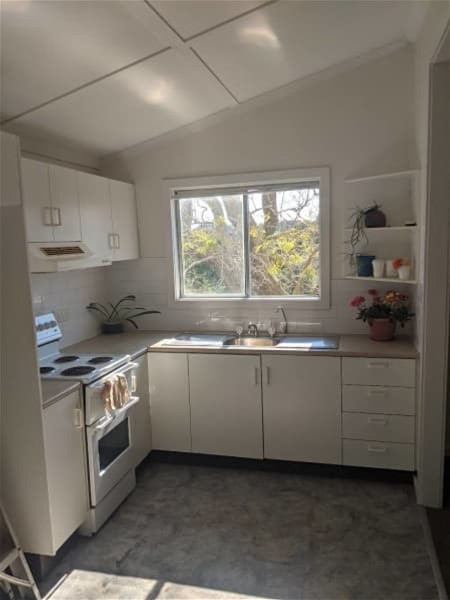 Private 2 Bedroom House in 6